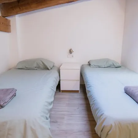 Cozy Duplex 1 Step To City Center Selfcheckin! 公寓