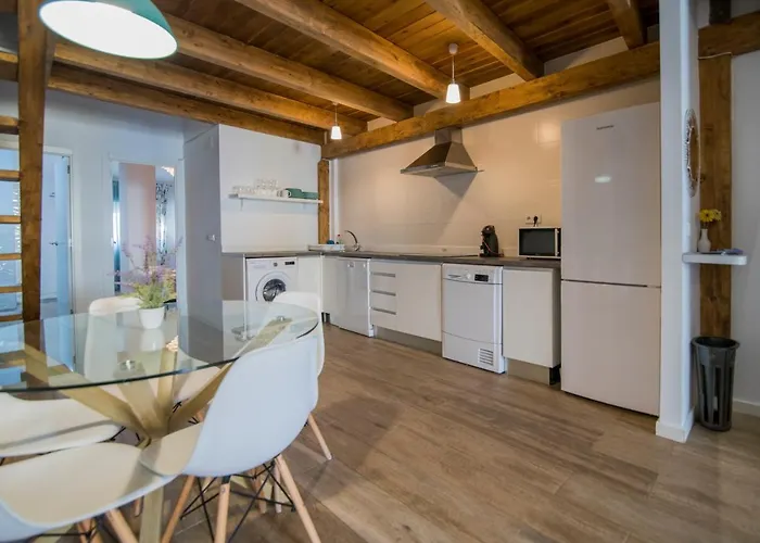 Apartment Cozy Duplex 1 Step To City Center Selfcheckin!