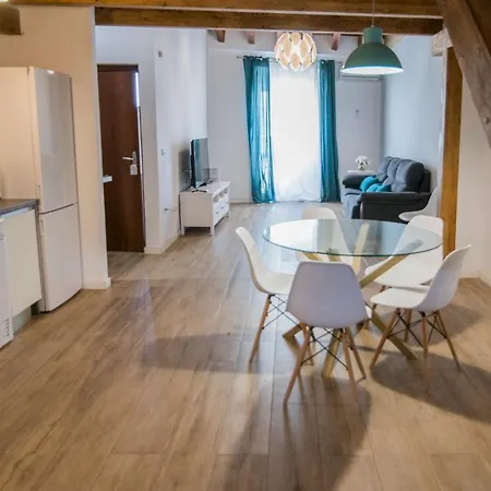Cozy Duplex 1 Step To City Center Selfcheckin! Walencja